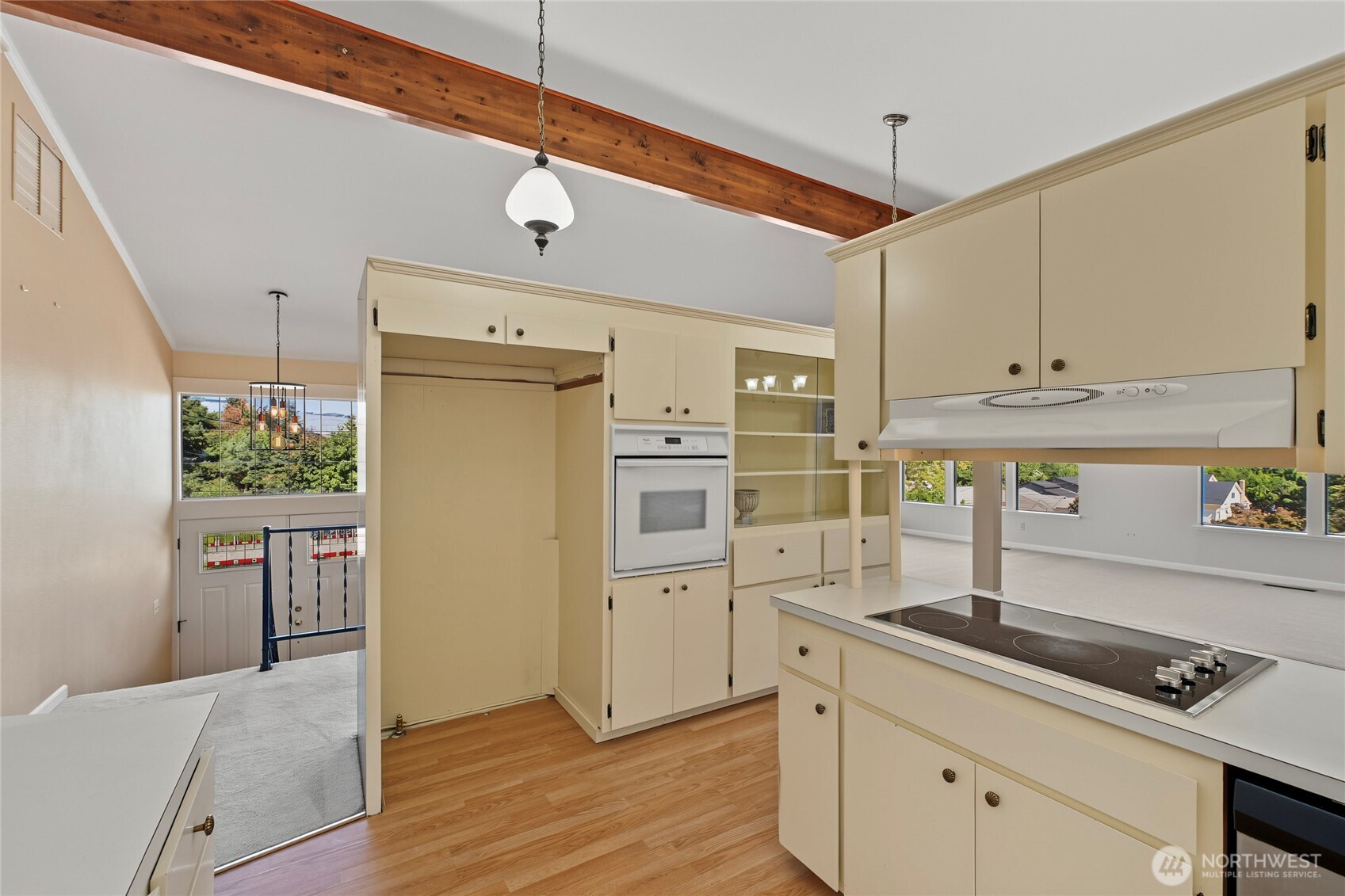 1617 Carson Lane