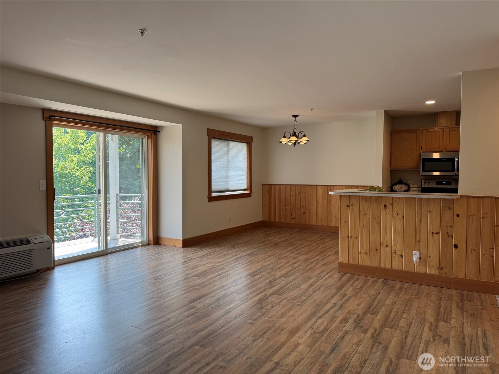 667 4th Street NE Unit: L301
