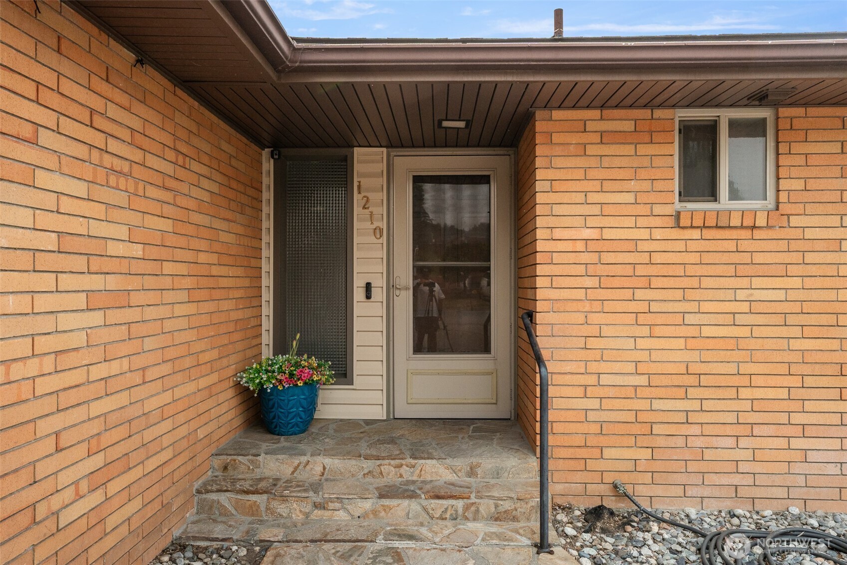 1210 N Ashland Avenue