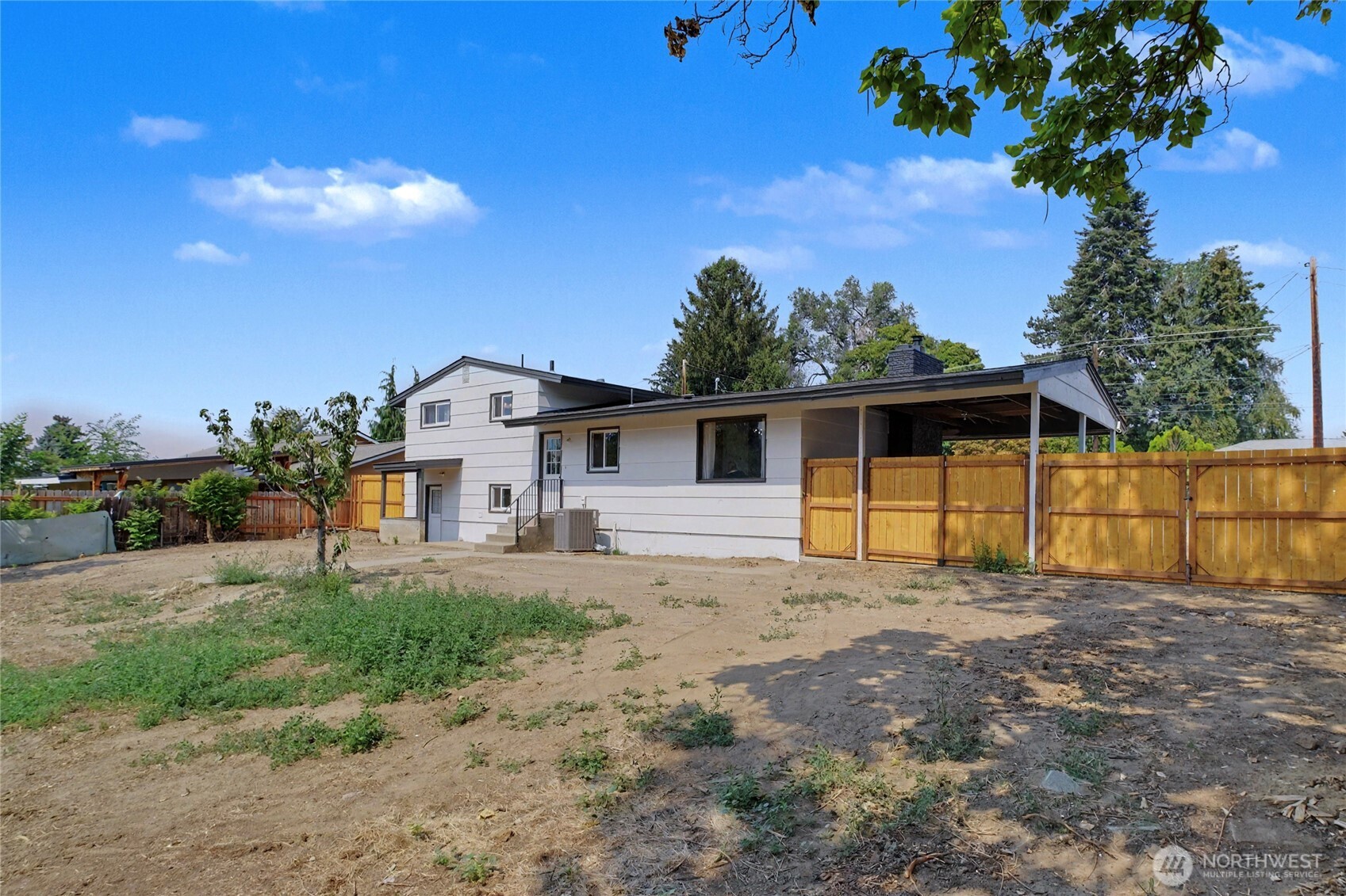 1238 SE 1st Street