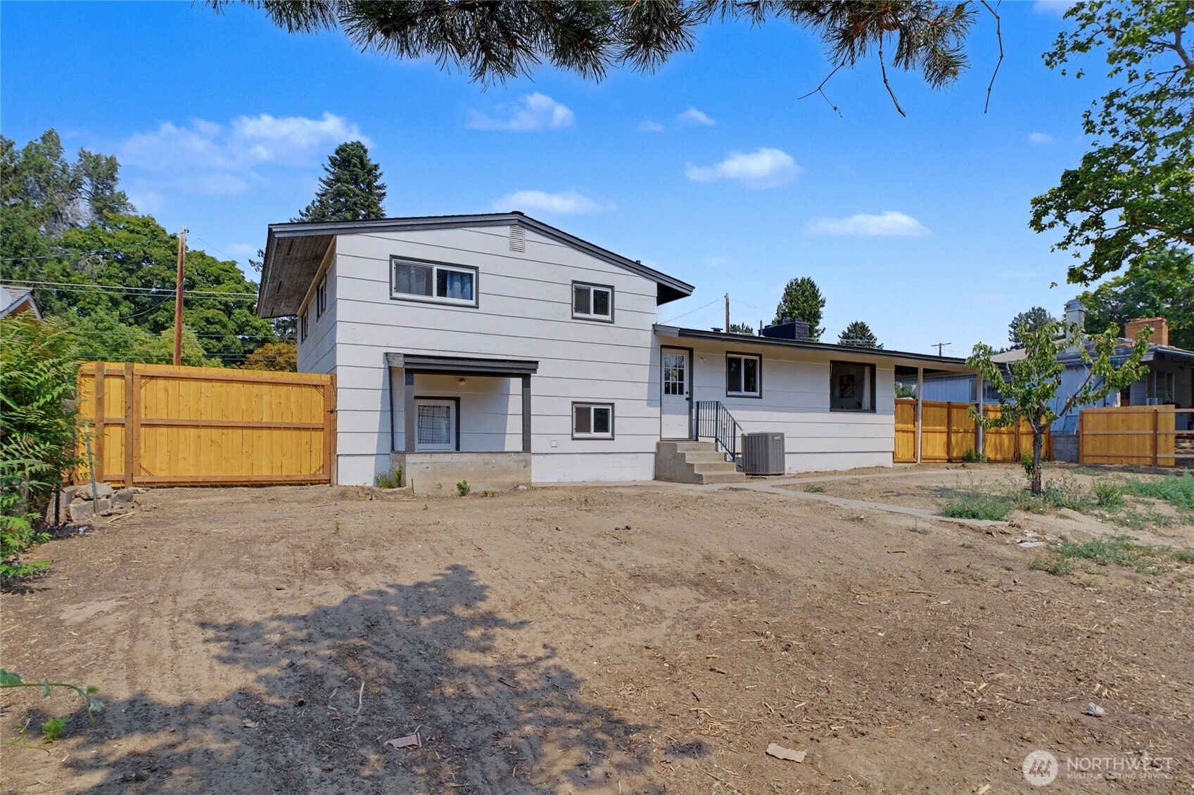 1238 SE 1st Street