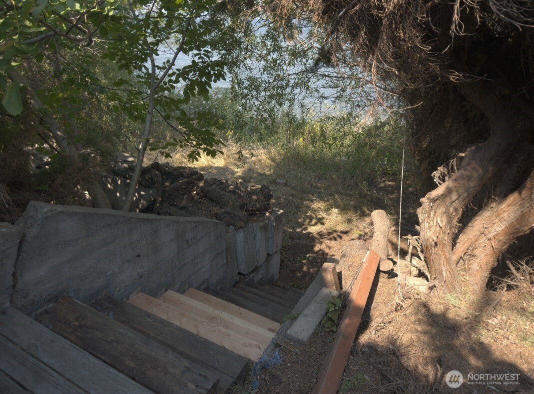 6 Nulton Lane