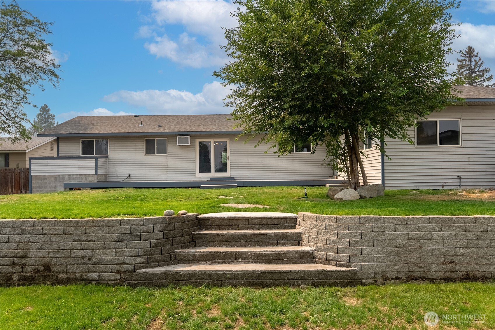 717 W Ridge Drive Unit: W