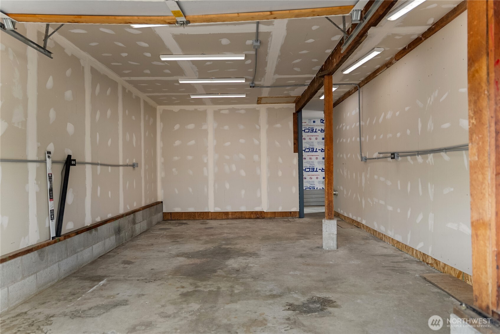 717 W Ridge Drive Unit: W