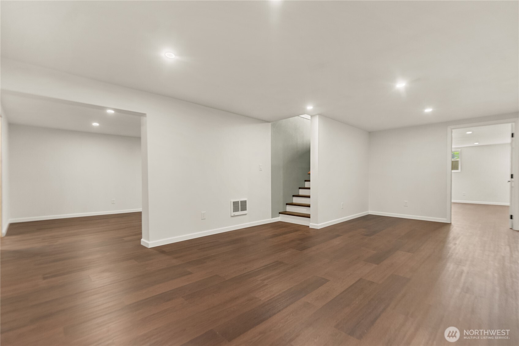 717 W Ridge Drive Unit: W