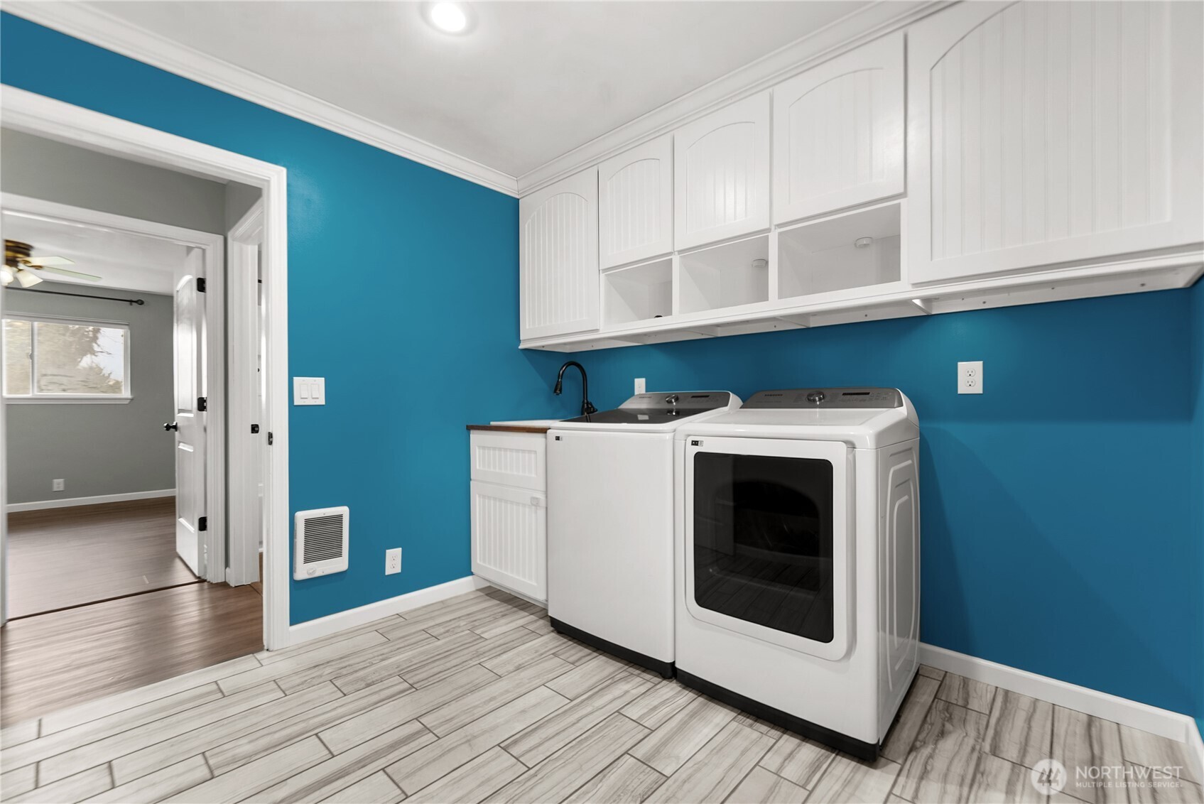 717 W Ridge Drive Unit: W