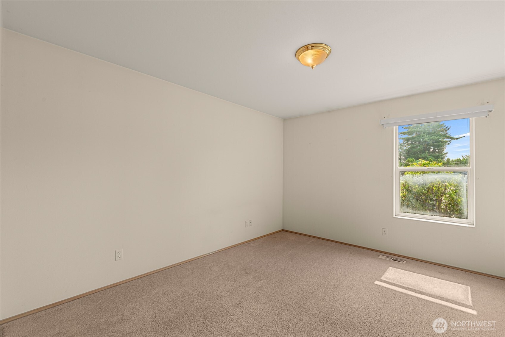 1113 Orchard Avenue