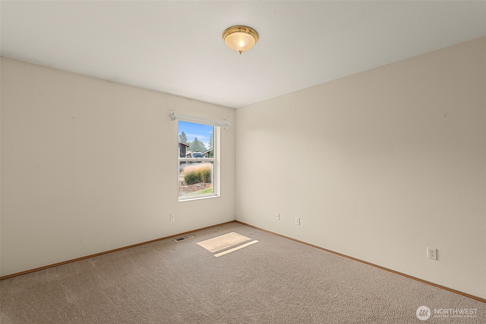 1113 Orchard Avenue