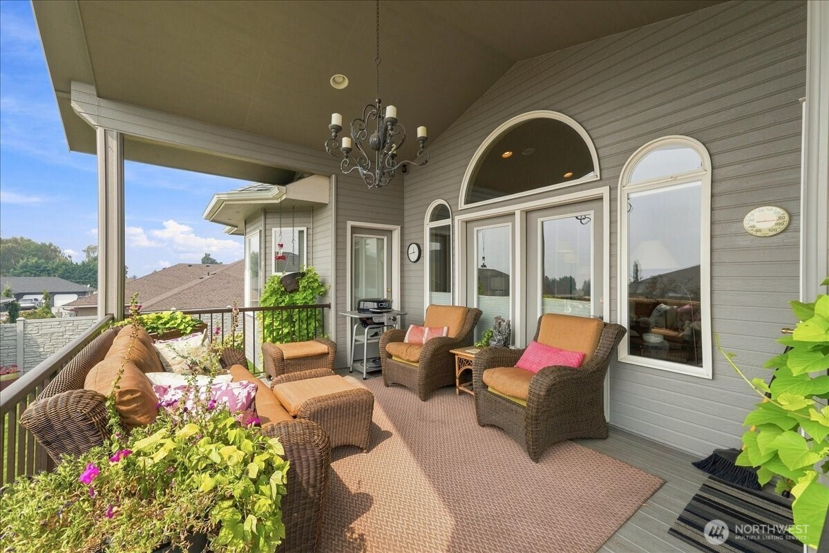 628 Briarwood Drive