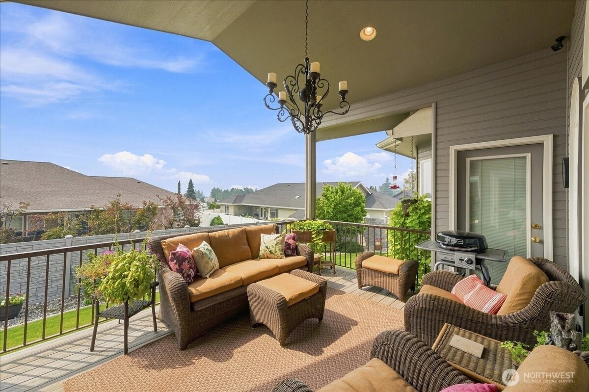628 Briarwood Drive