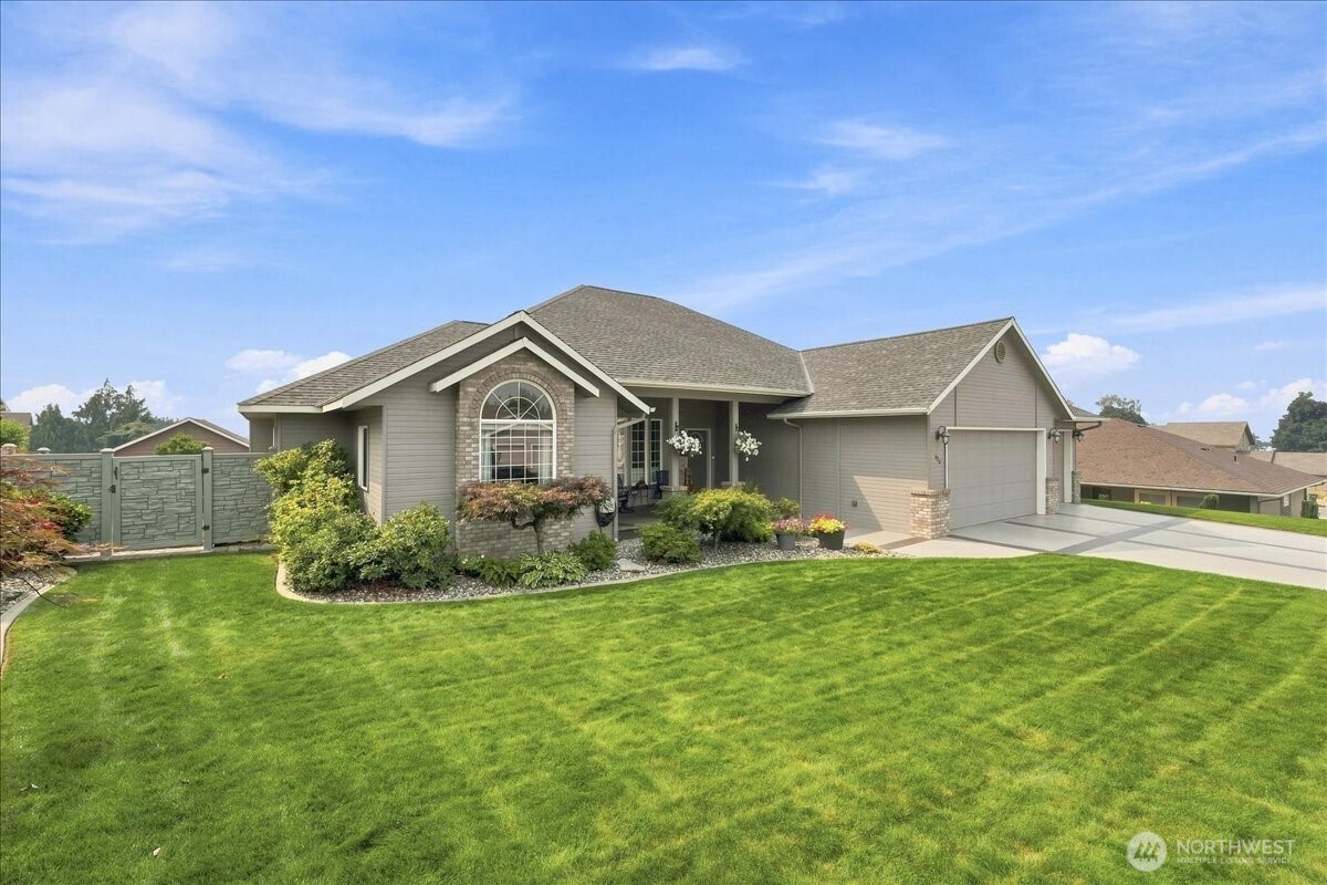 628 Briarwood Drive