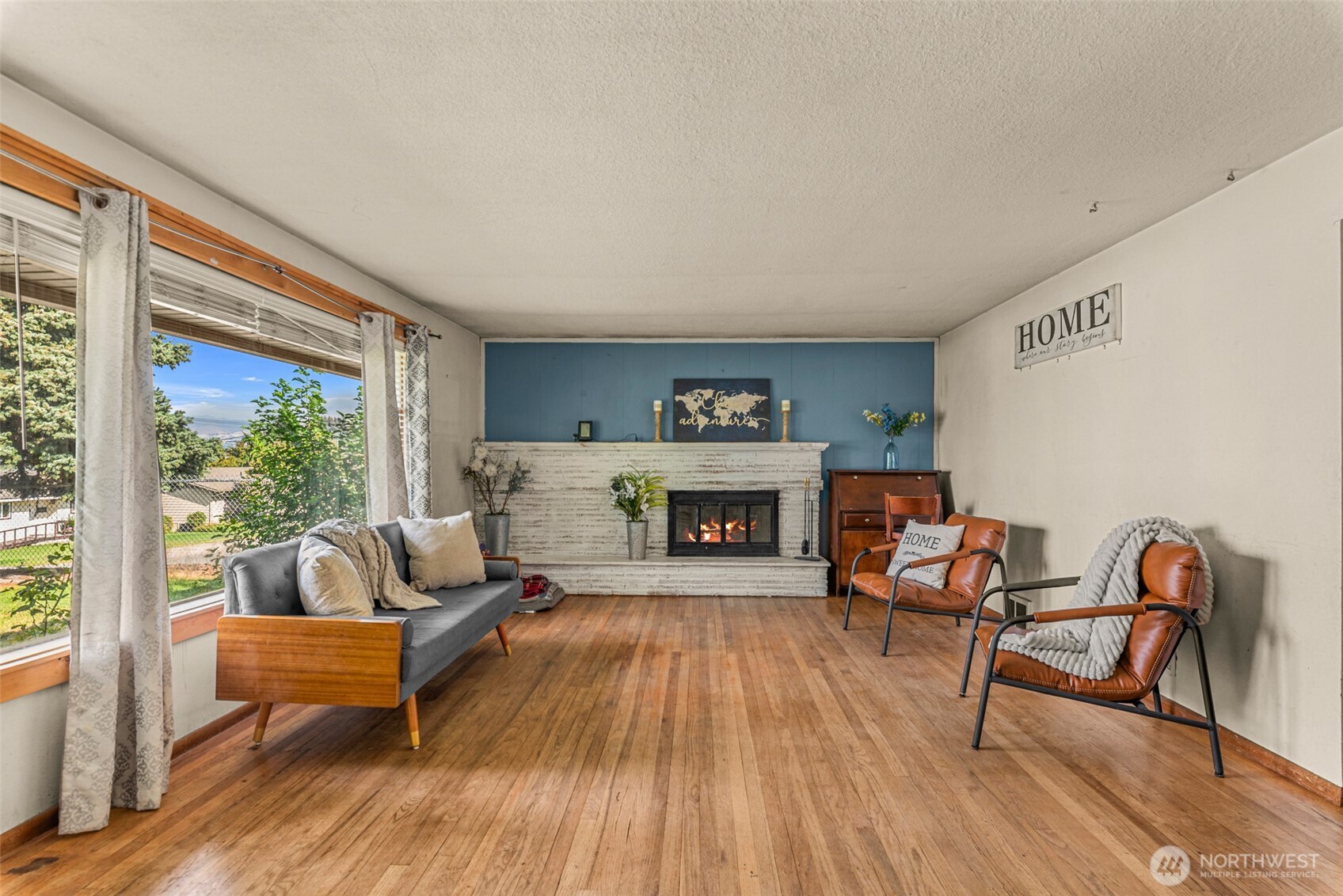 1605 N Ashland Avenue