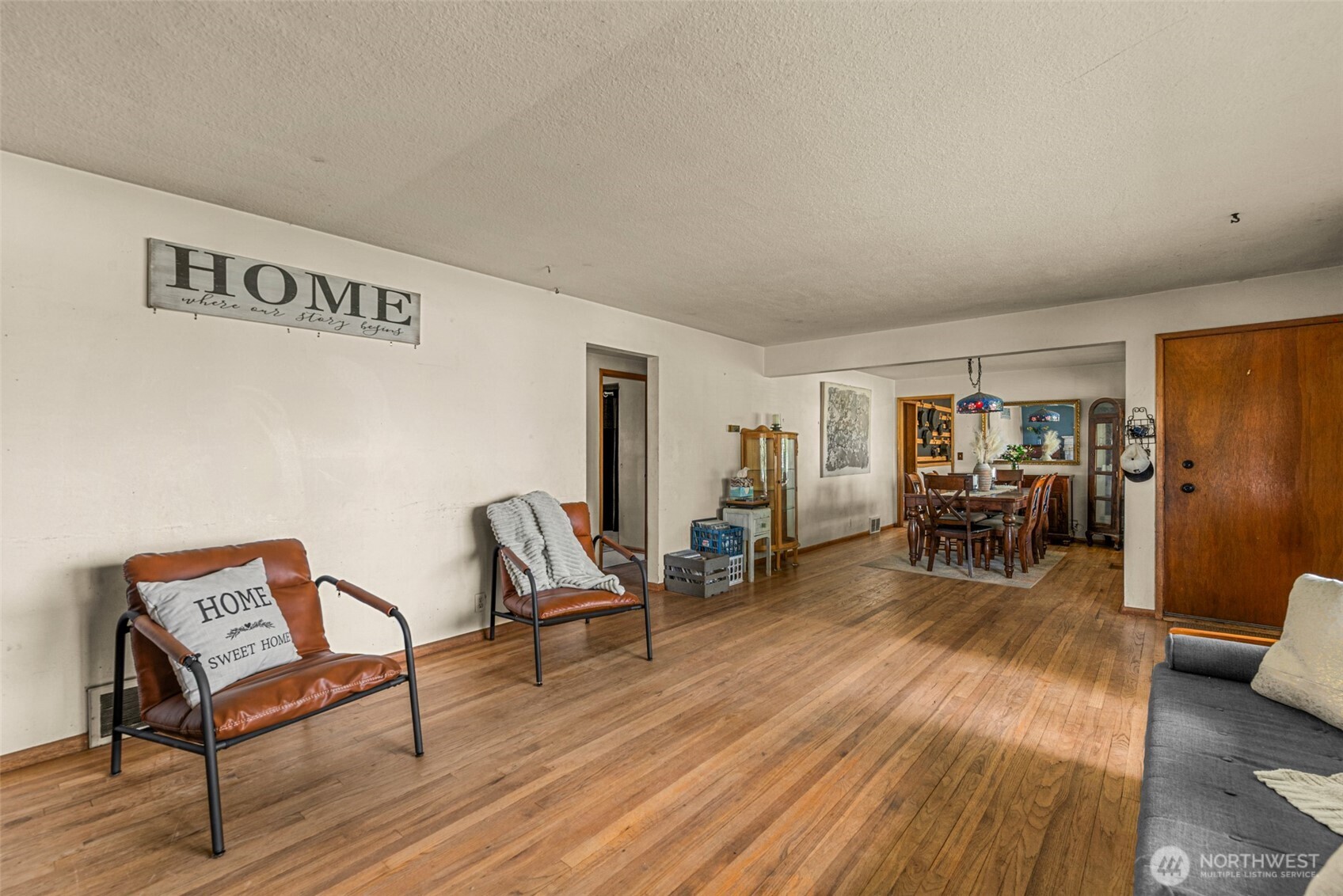 1605 N Ashland Avenue