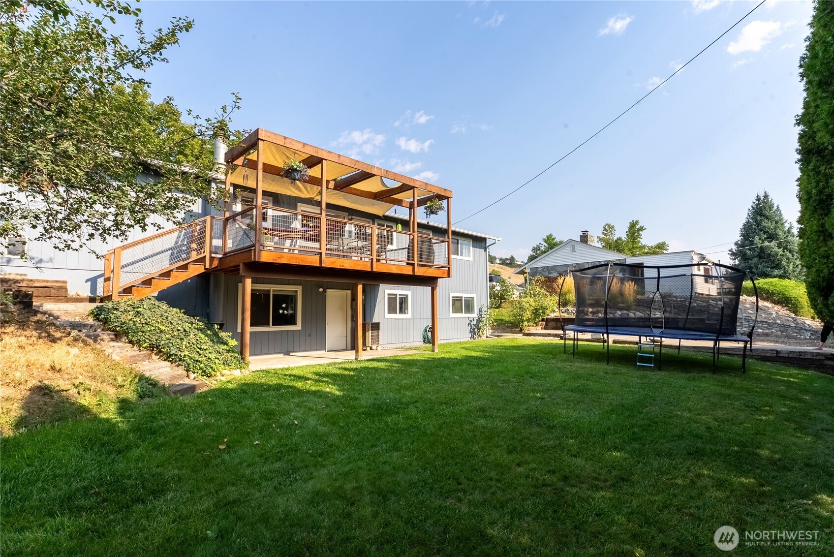 948 N 4th Ave