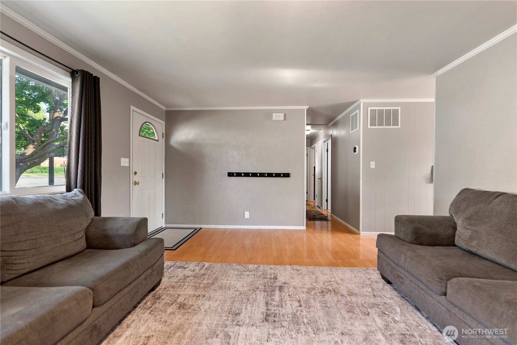 948 N 4th Ave