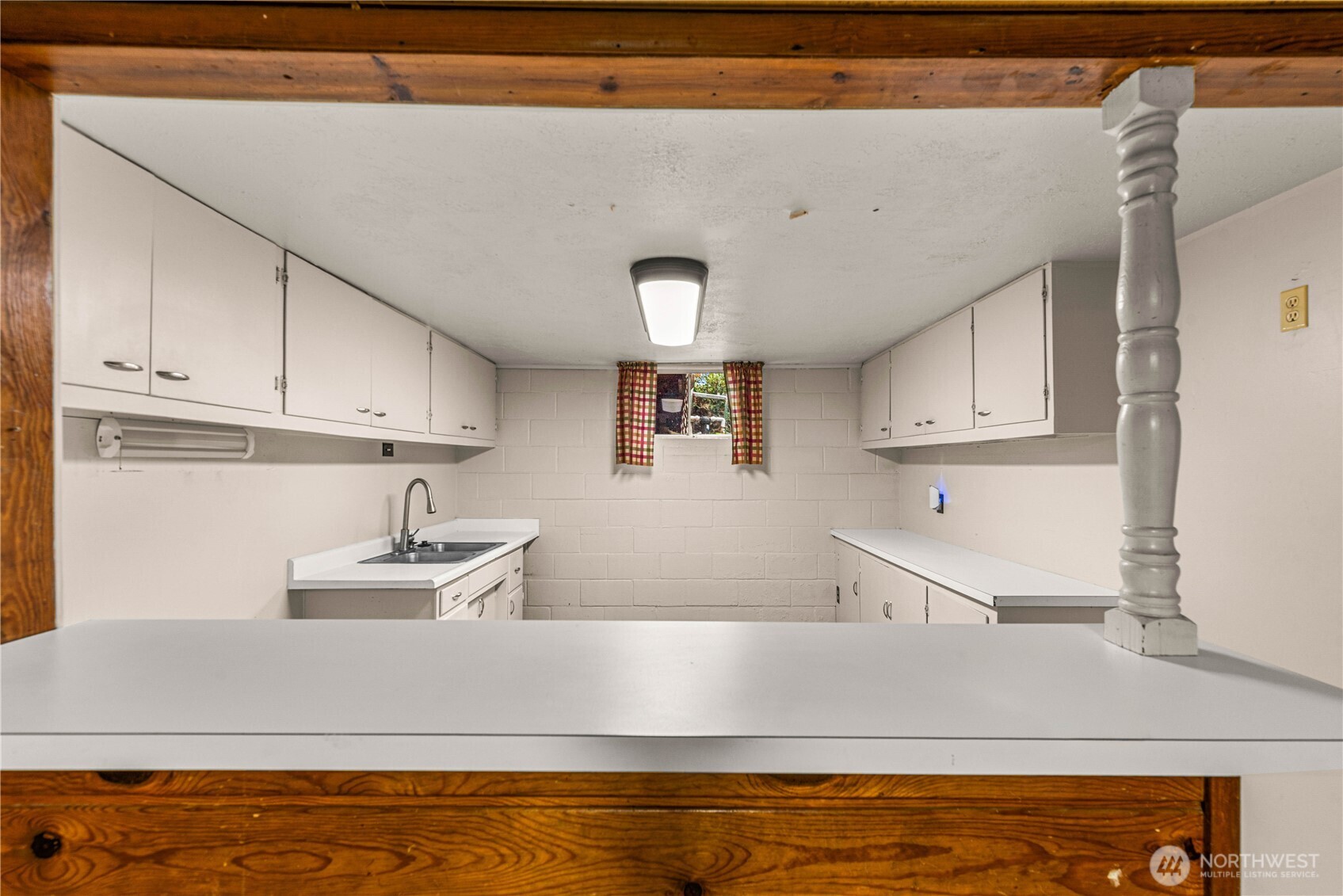 1216 4th Street