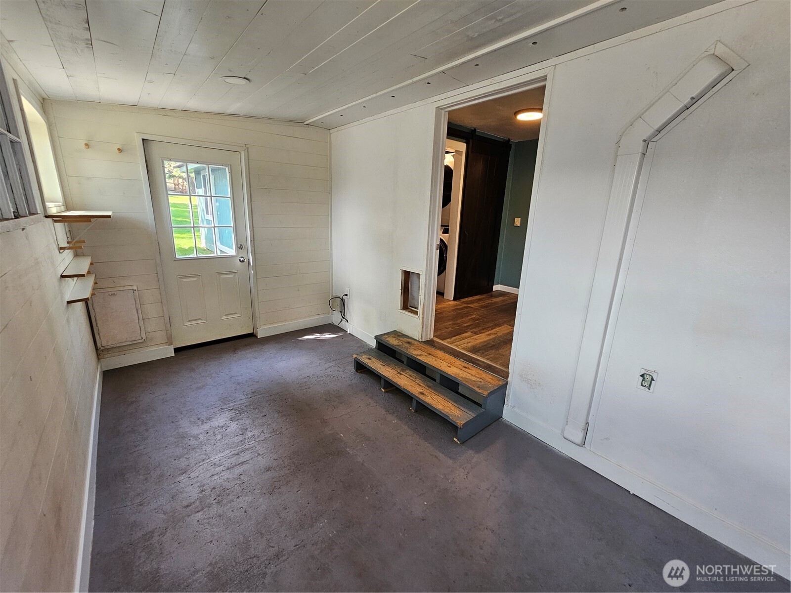 2120 Deerpath Drive