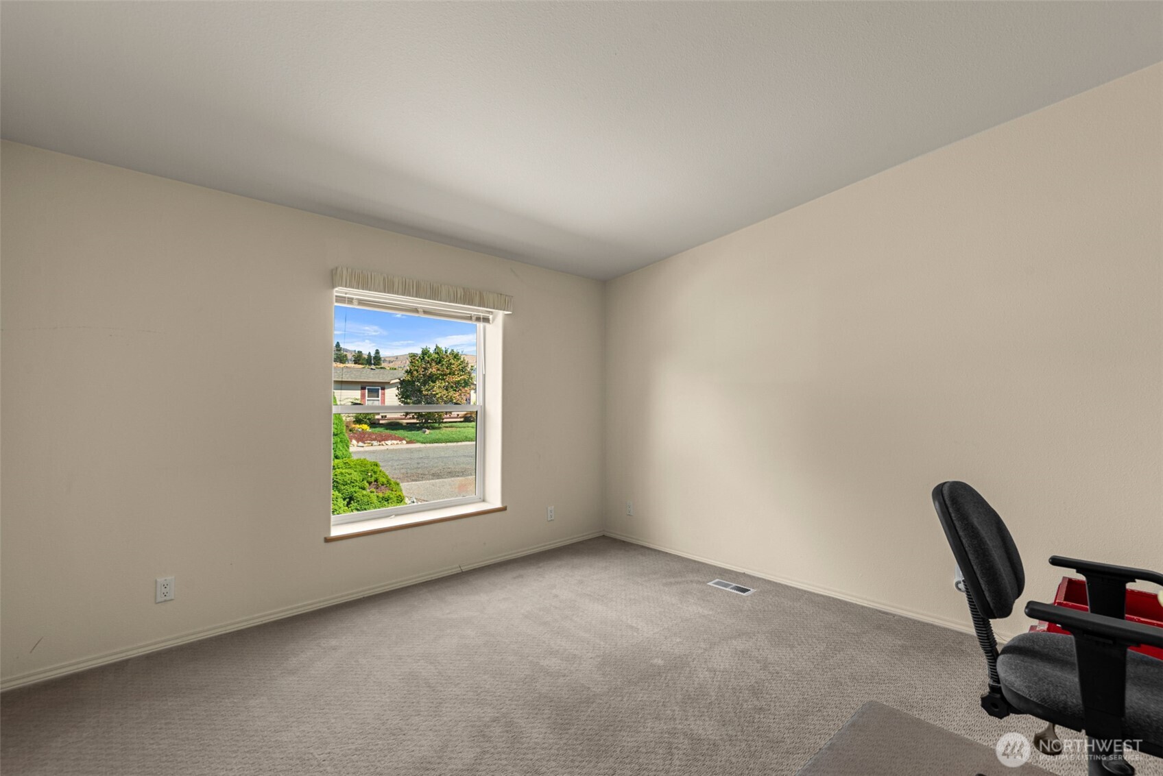 944 Sunrise Drive