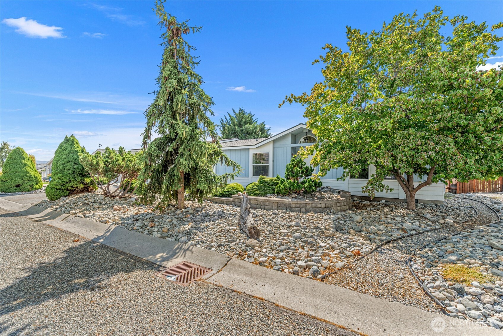 944 Sunrise Drive
