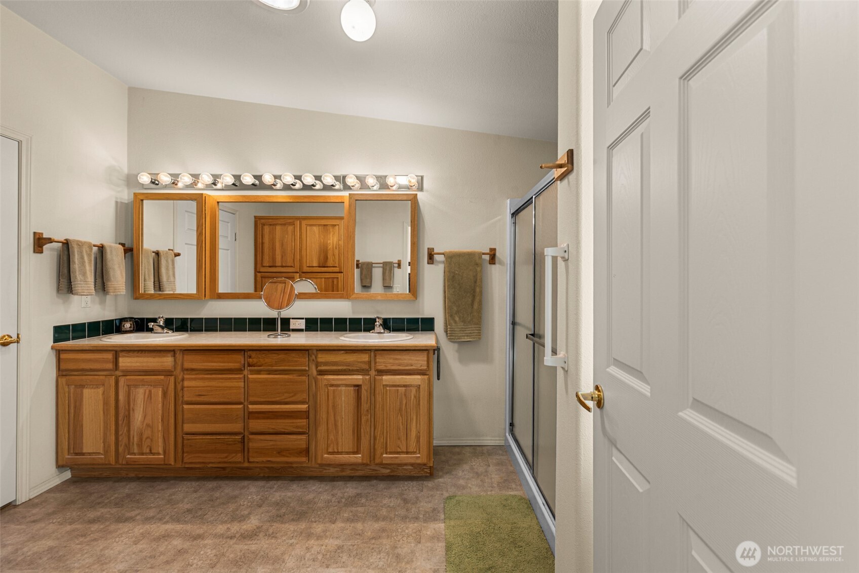 944 Sunrise Drive