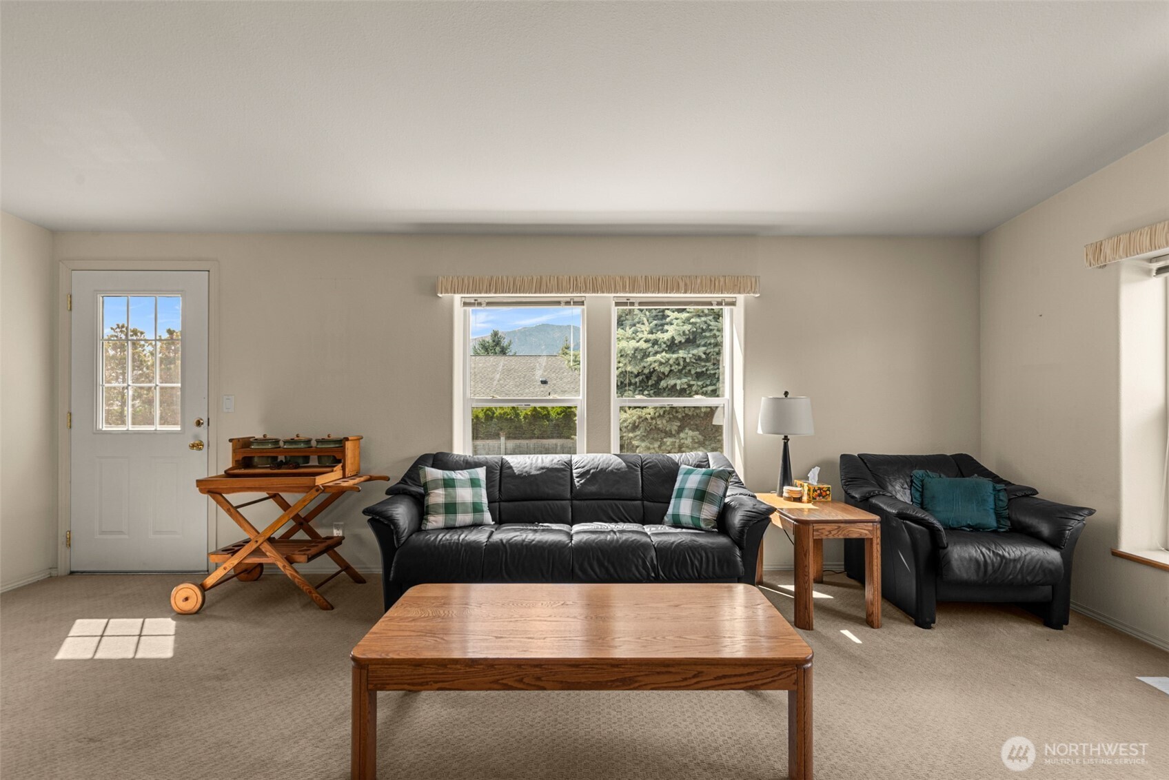 944 Sunrise Drive
