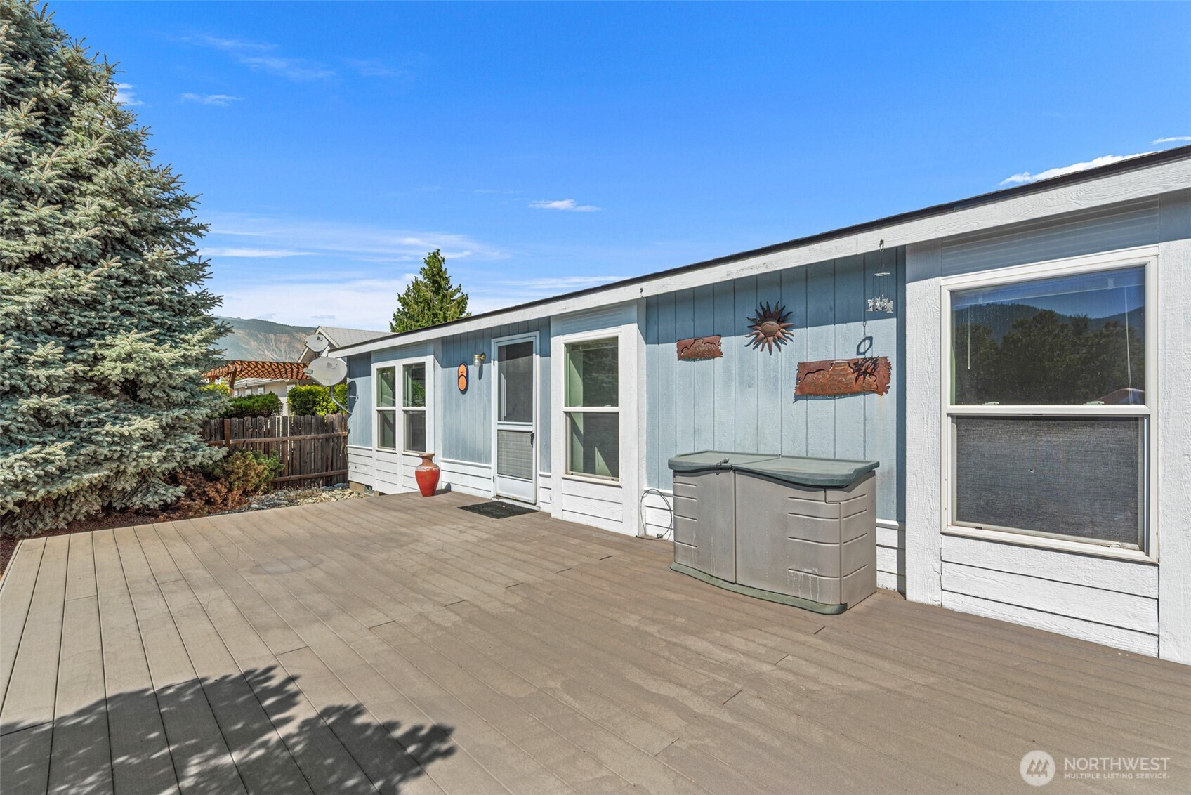 944 Sunrise Drive