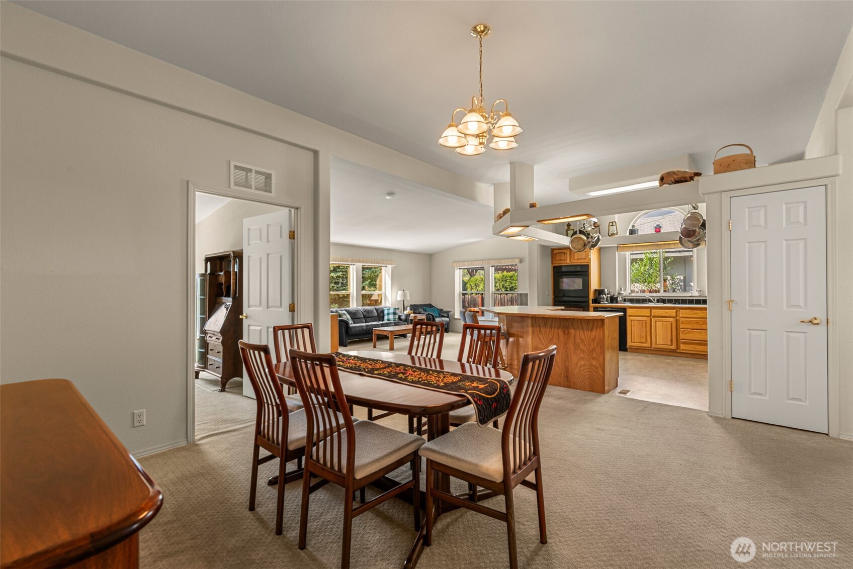 944 Sunrise Drive