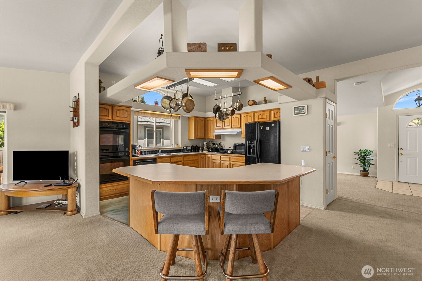 944 Sunrise Drive