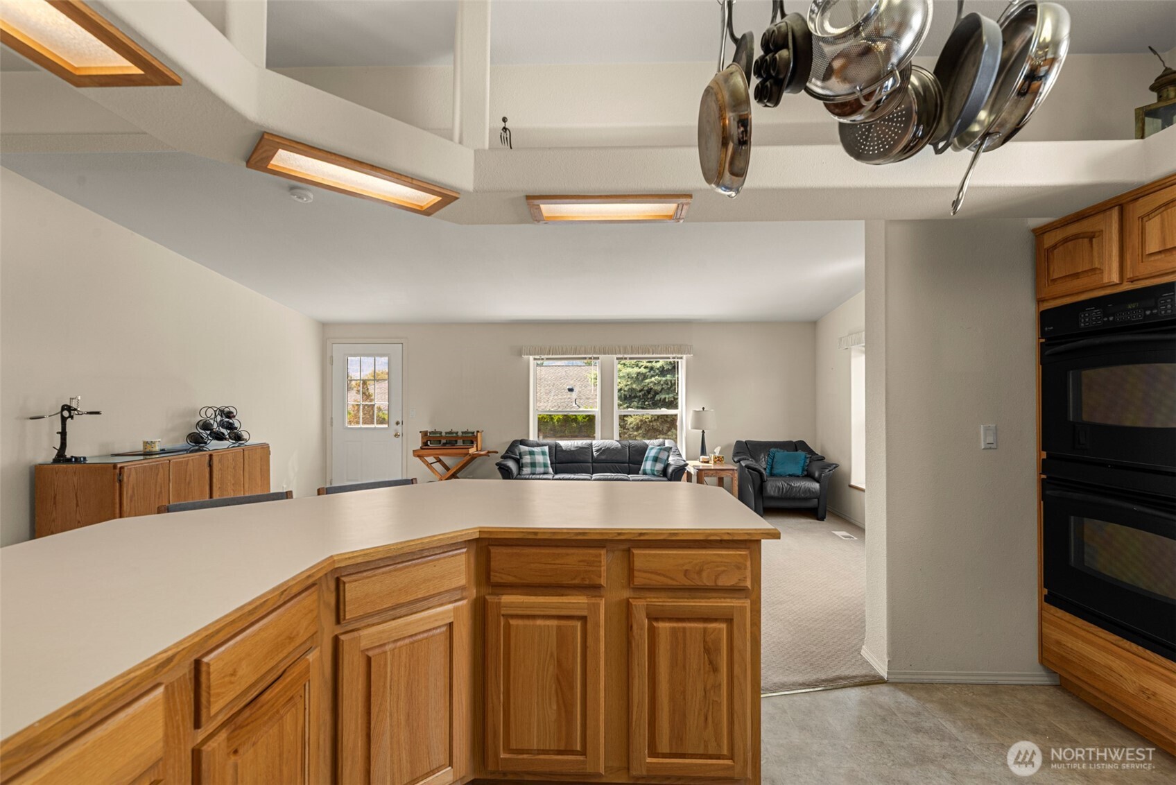 944 Sunrise Drive