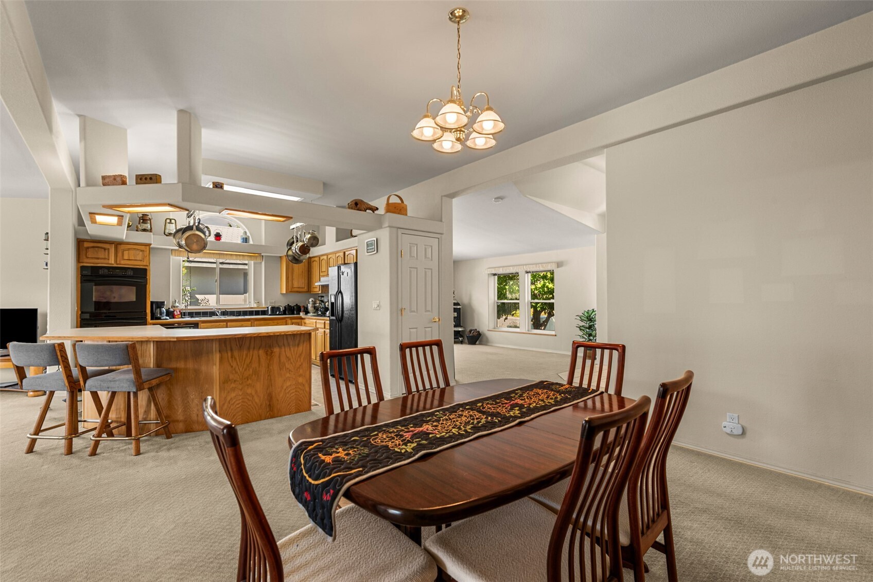944 Sunrise Drive