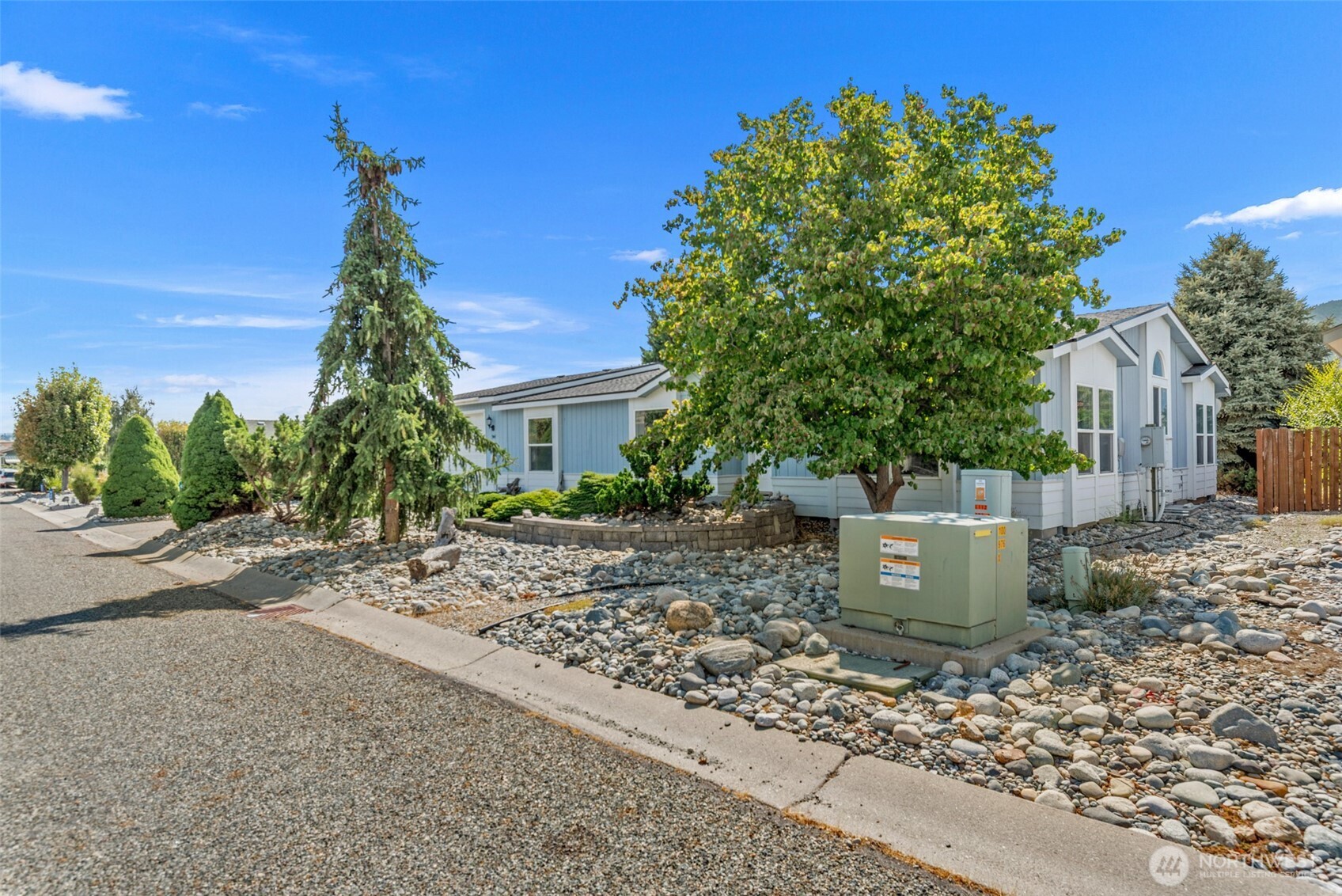 944 Sunrise Drive