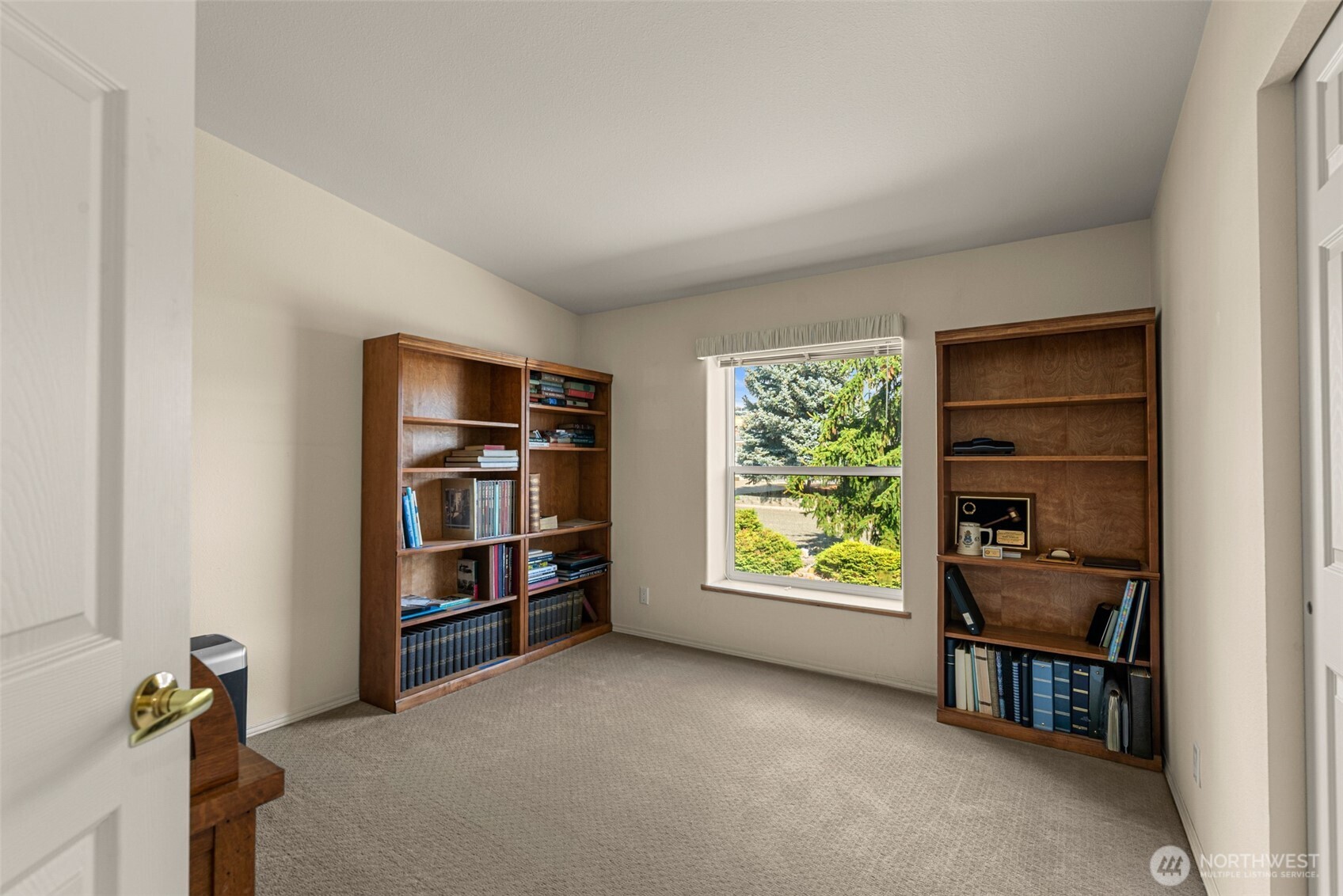 944 Sunrise Drive