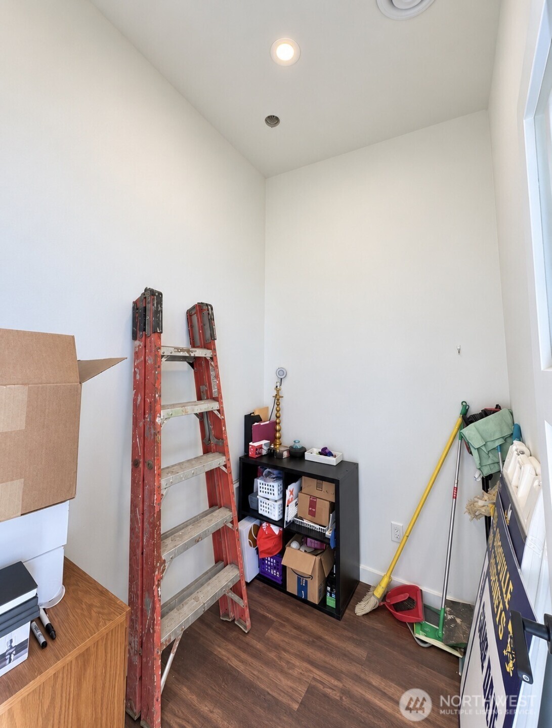 1118 Main Street