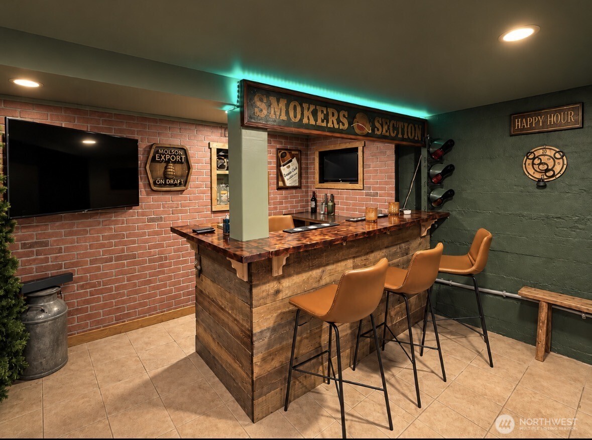 1118 Main Street