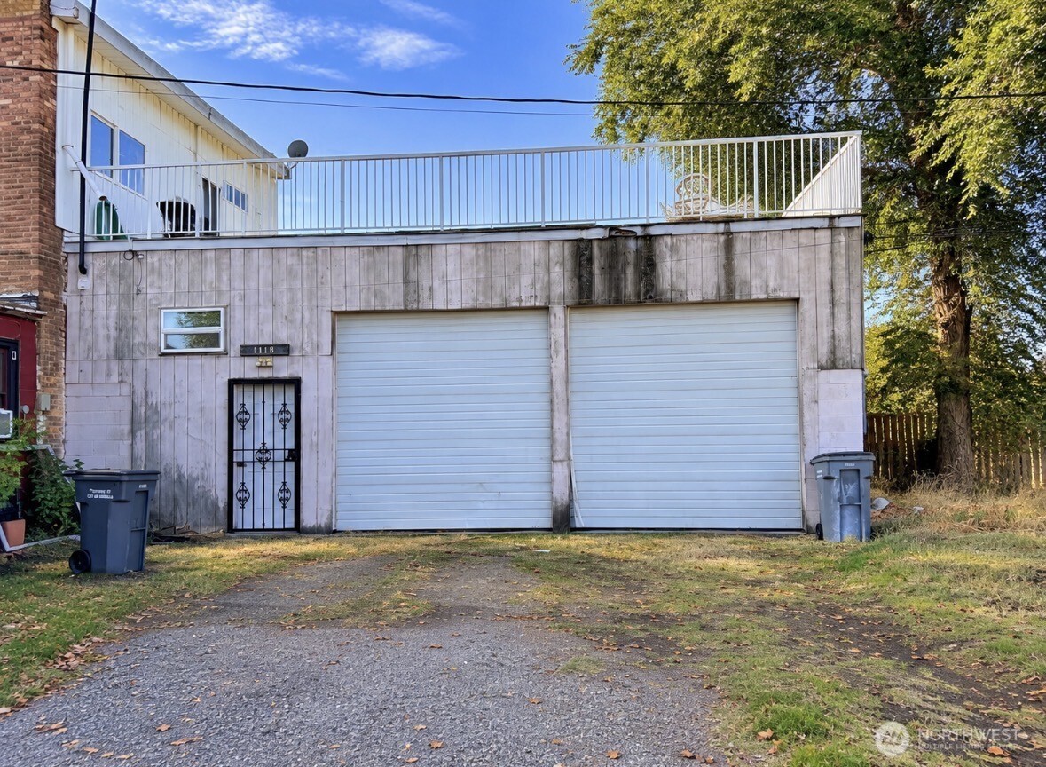 1118 Main Street