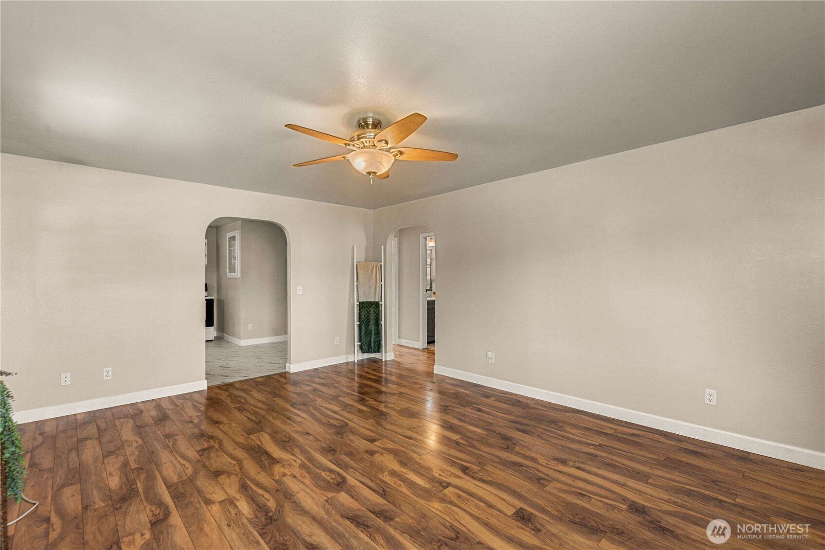 3 Island View Street