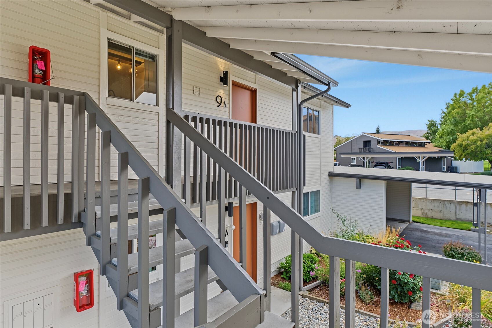 107 Schafer St Unit: 9B
