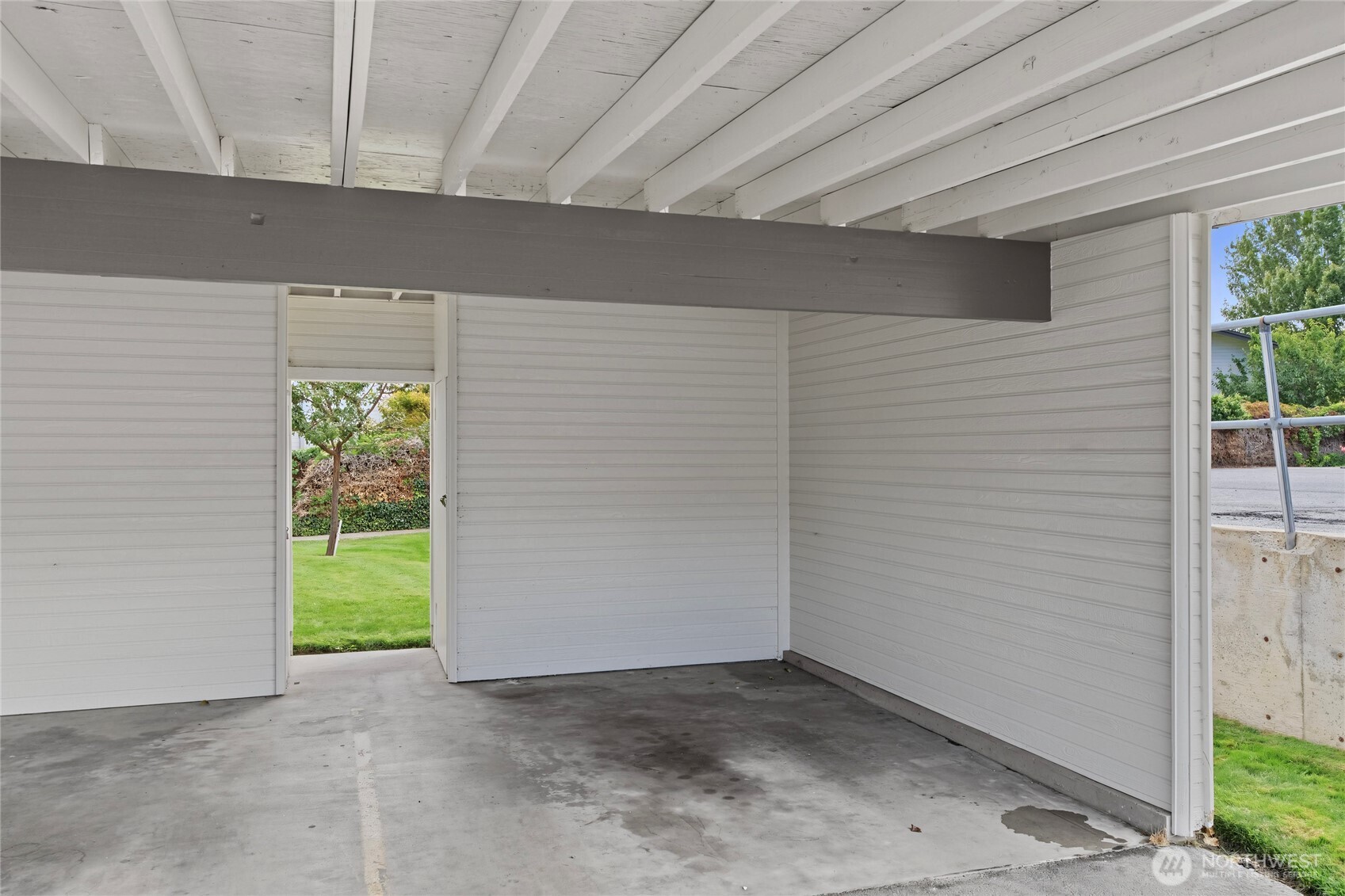 107 Schafer St Unit: 9B
