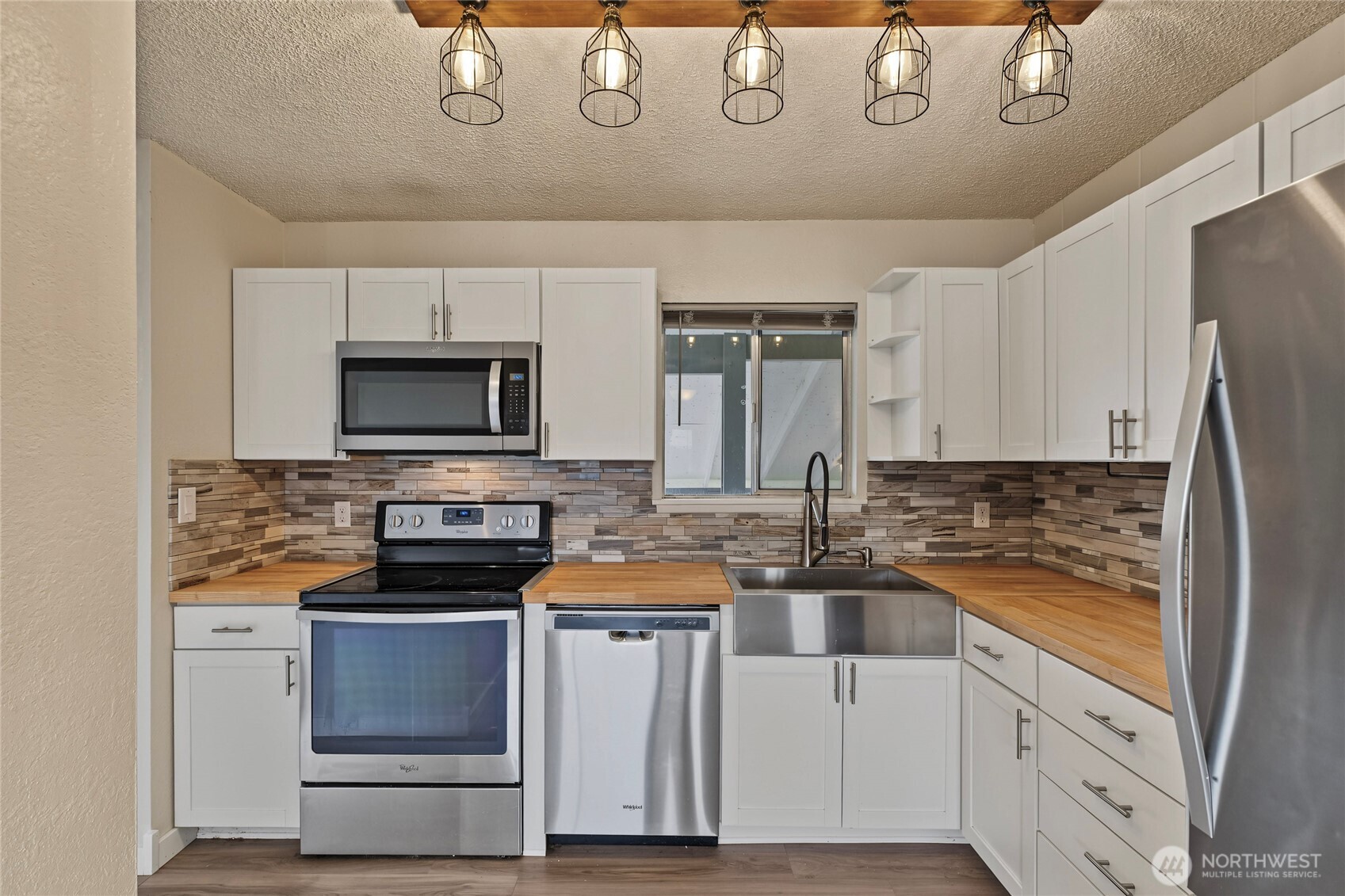107 Schafer St Unit: 9B
