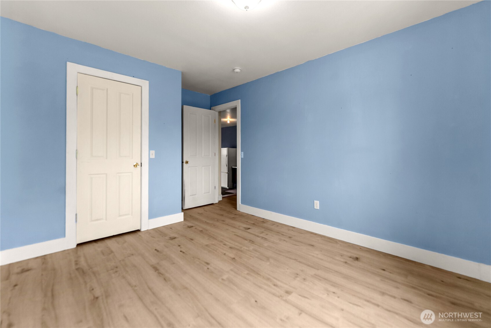 6 Peacock Lane