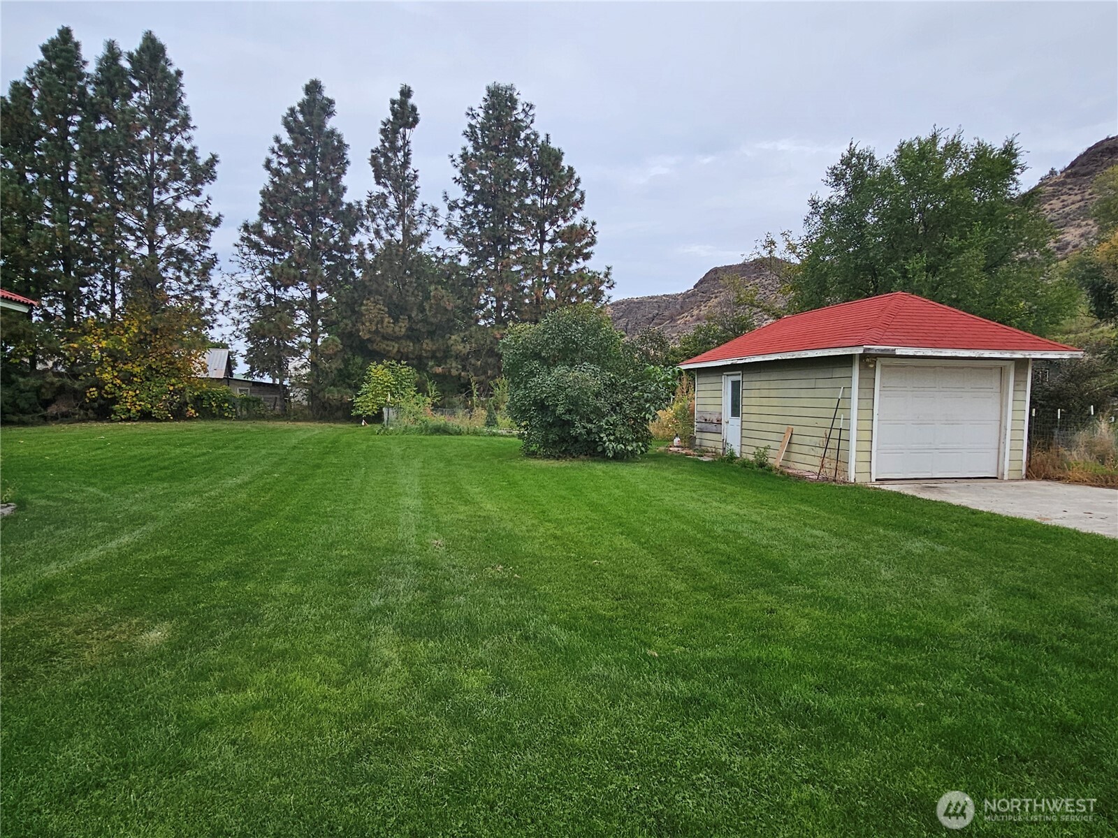32258 B HWY 97 Unit: B