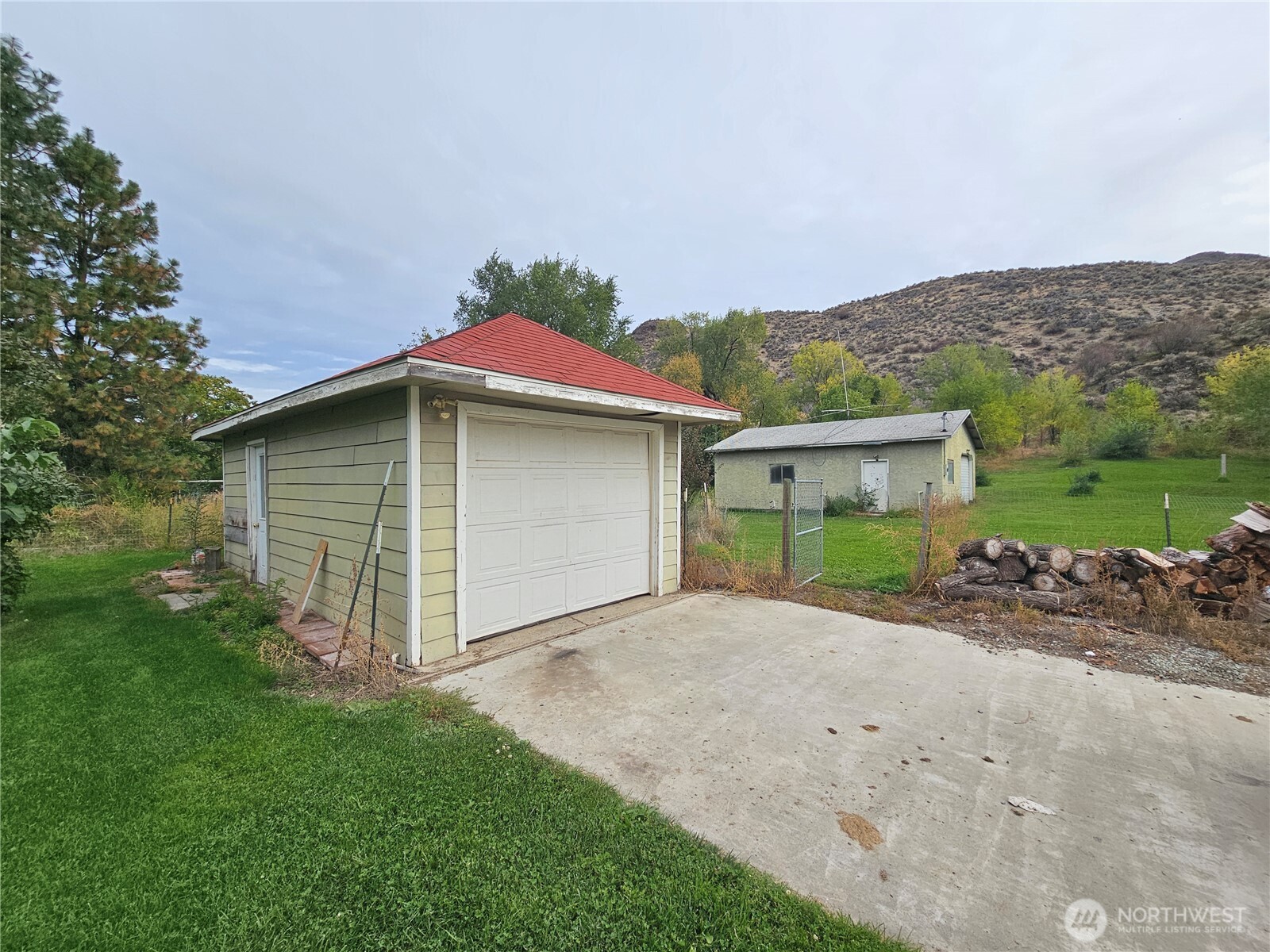 32258 B HWY 97 Unit: B