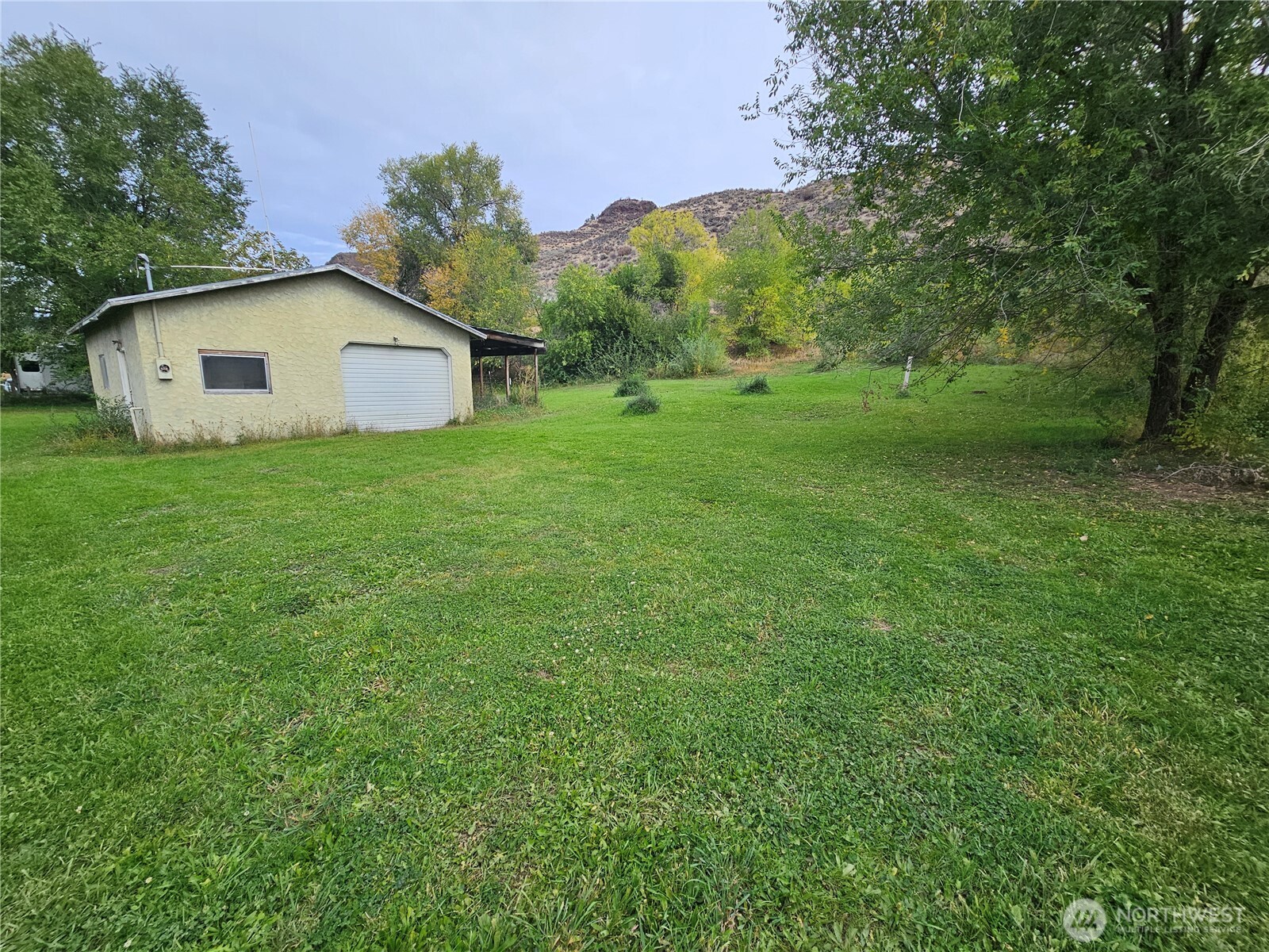 32258 B HWY 97 Unit: B