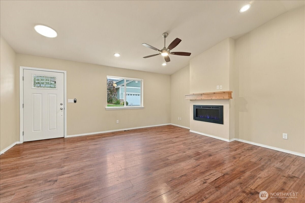 405 Ridgewood Drive