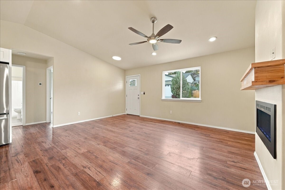 405 Ridgewood Drive