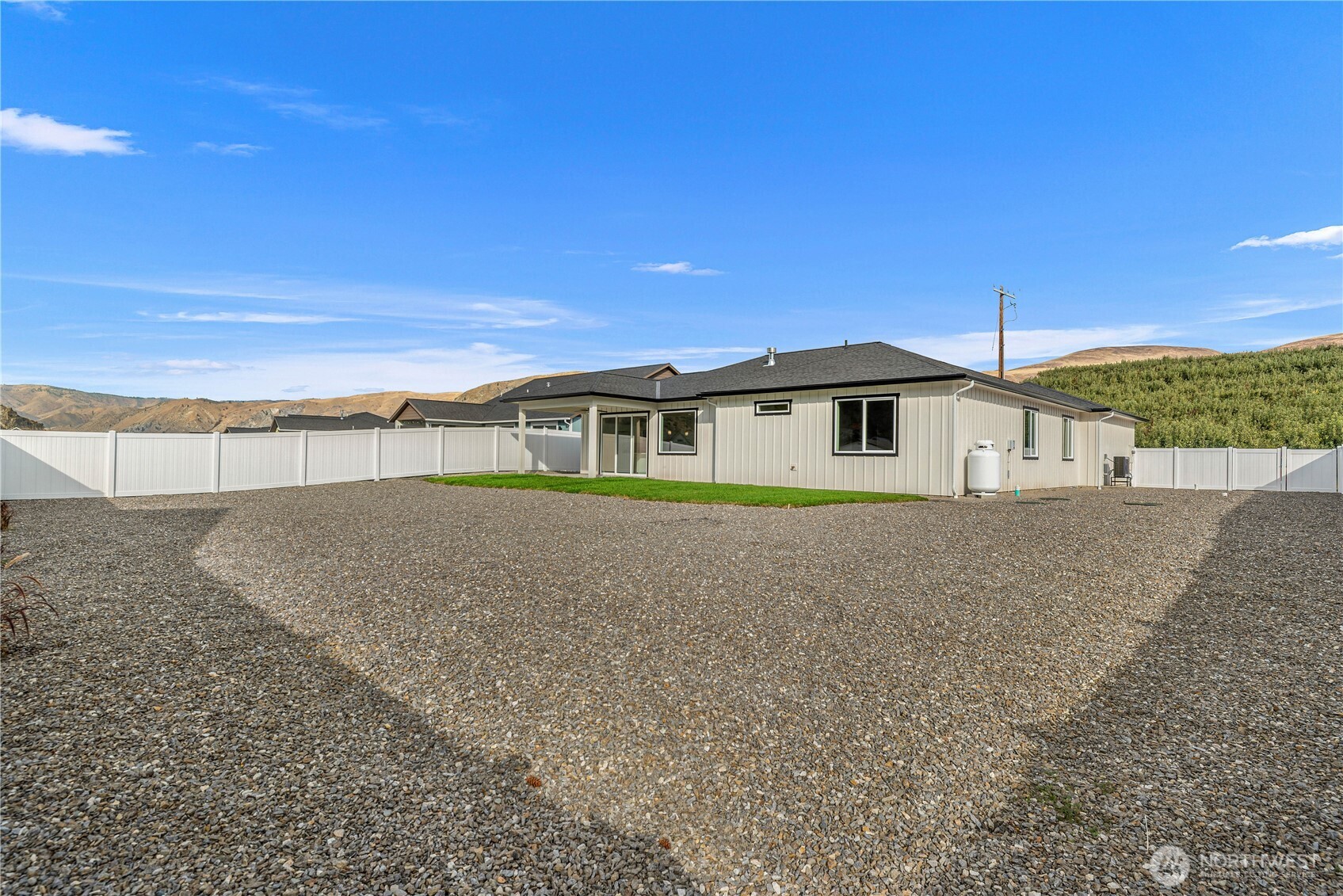 3890 Stayman Flats Road