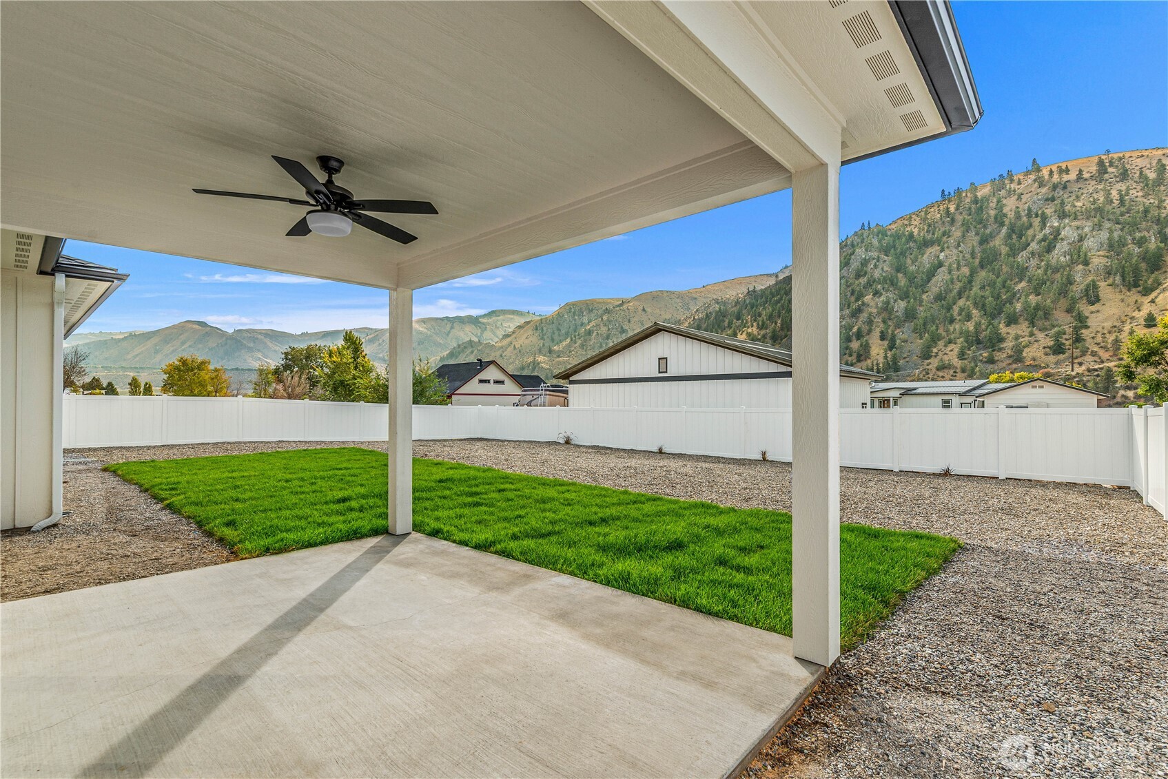 3890 Stayman Flats Road
