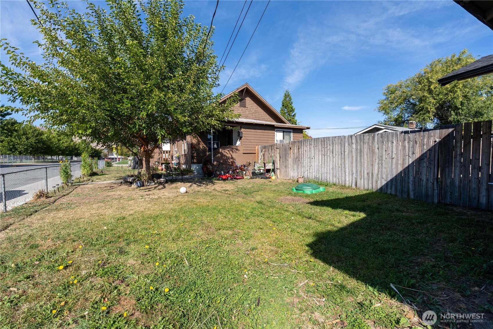 613 -615 Alaska St.