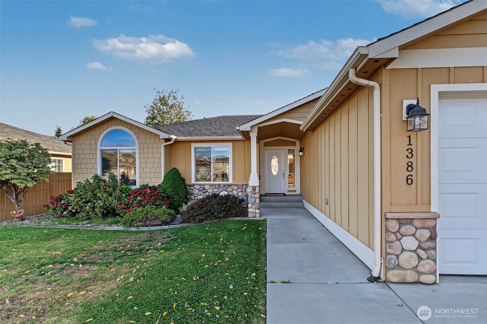 1386 Bopulder Loop