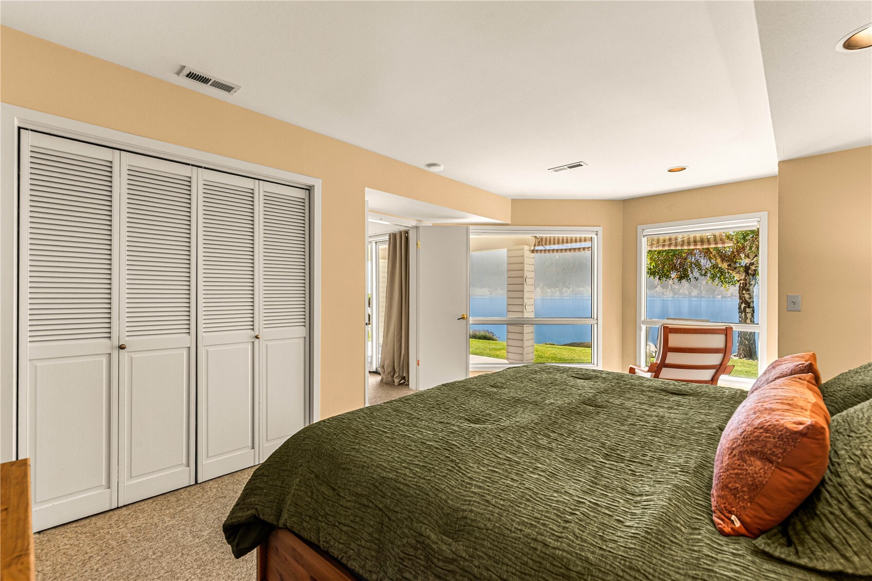 238 Manson View Drive